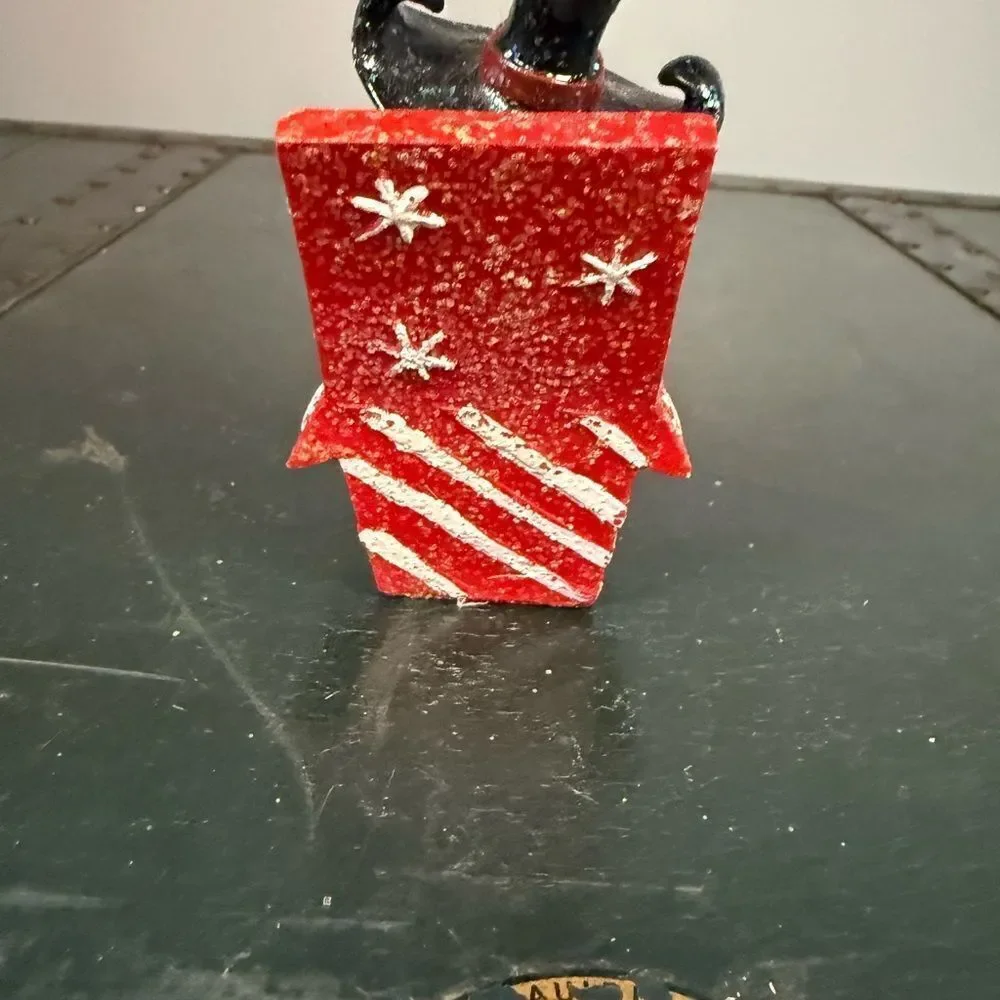 Holiday Time Snowman In A Present Tree Christmas Resin